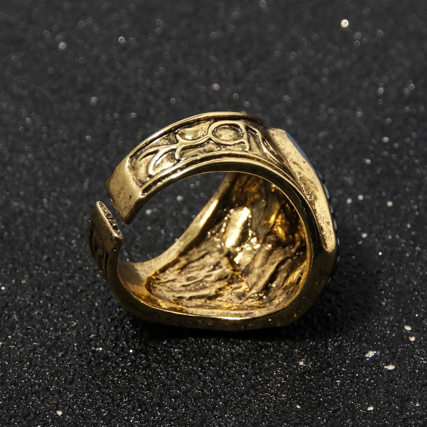 Havel's Ring